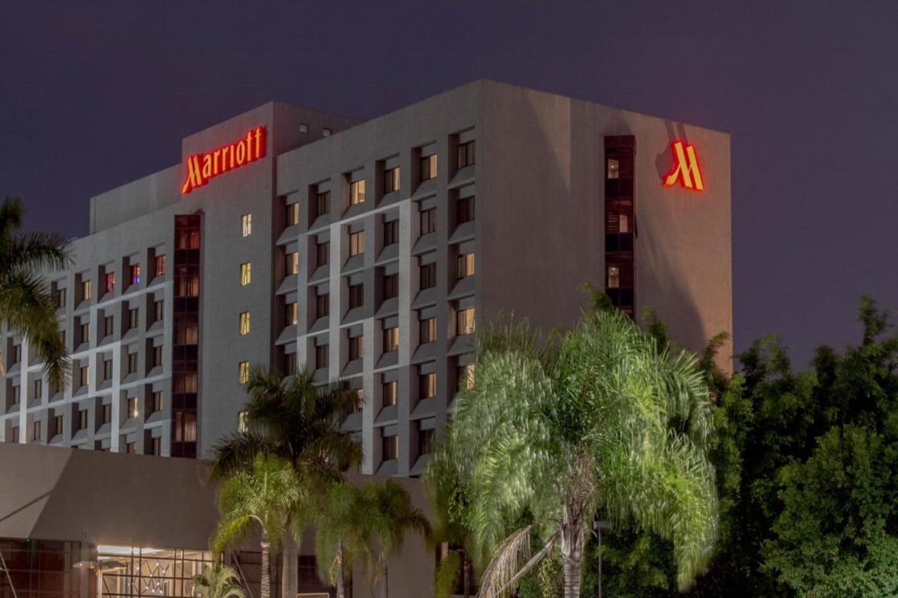Marriott Sao Paulo Airport Hotel Гуарульос Екстериор снимка Marriott's Desert Springs Hotel