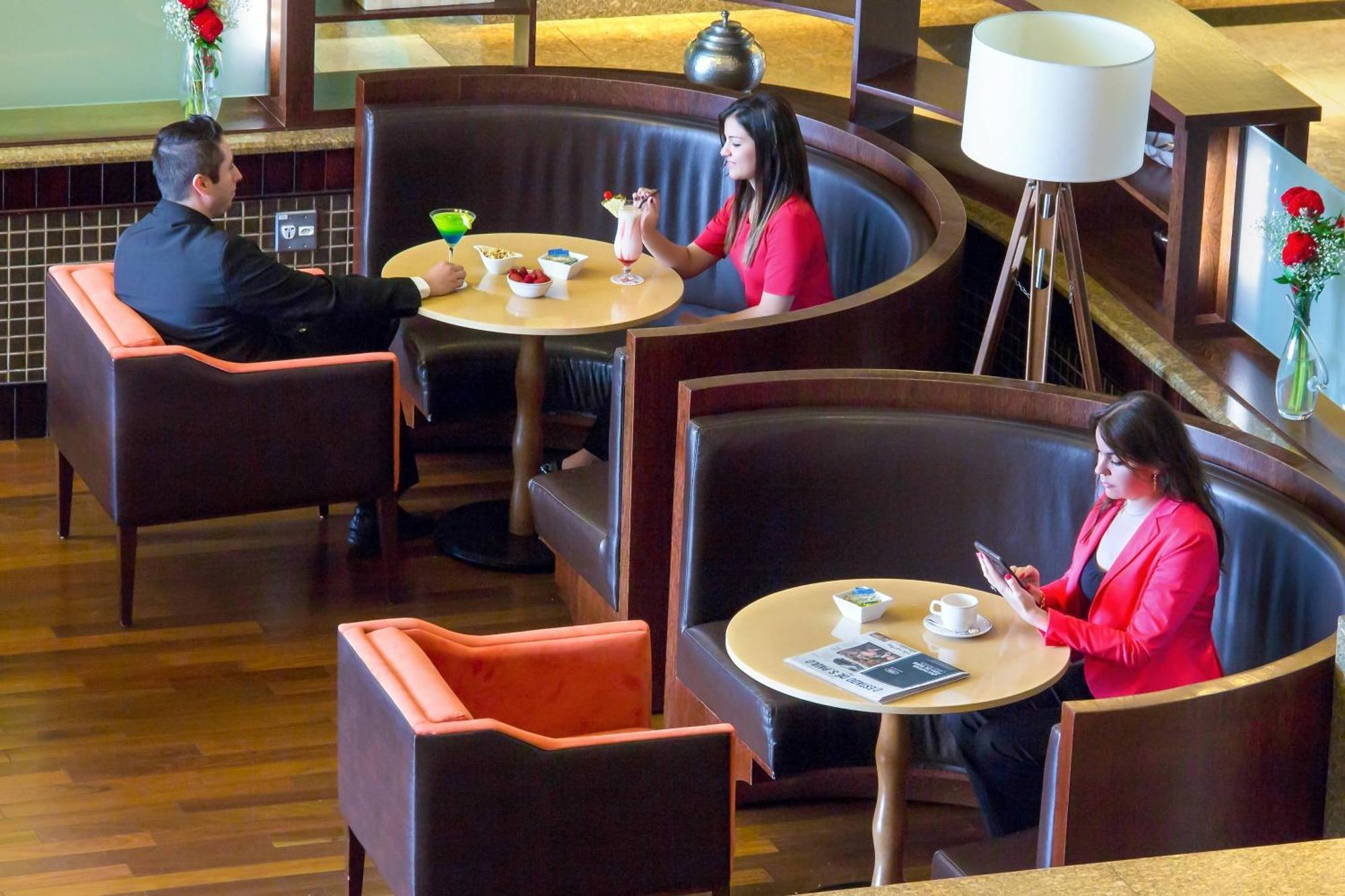 Marriott Sao Paulo Airport Hotel Гуарульос Екстериор снимка The lounge at the airport
